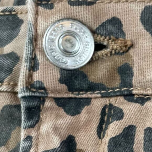 Kensie Jeans Animal- Print Cut-Off Skirt Sz 6 - Picture 4 of 12